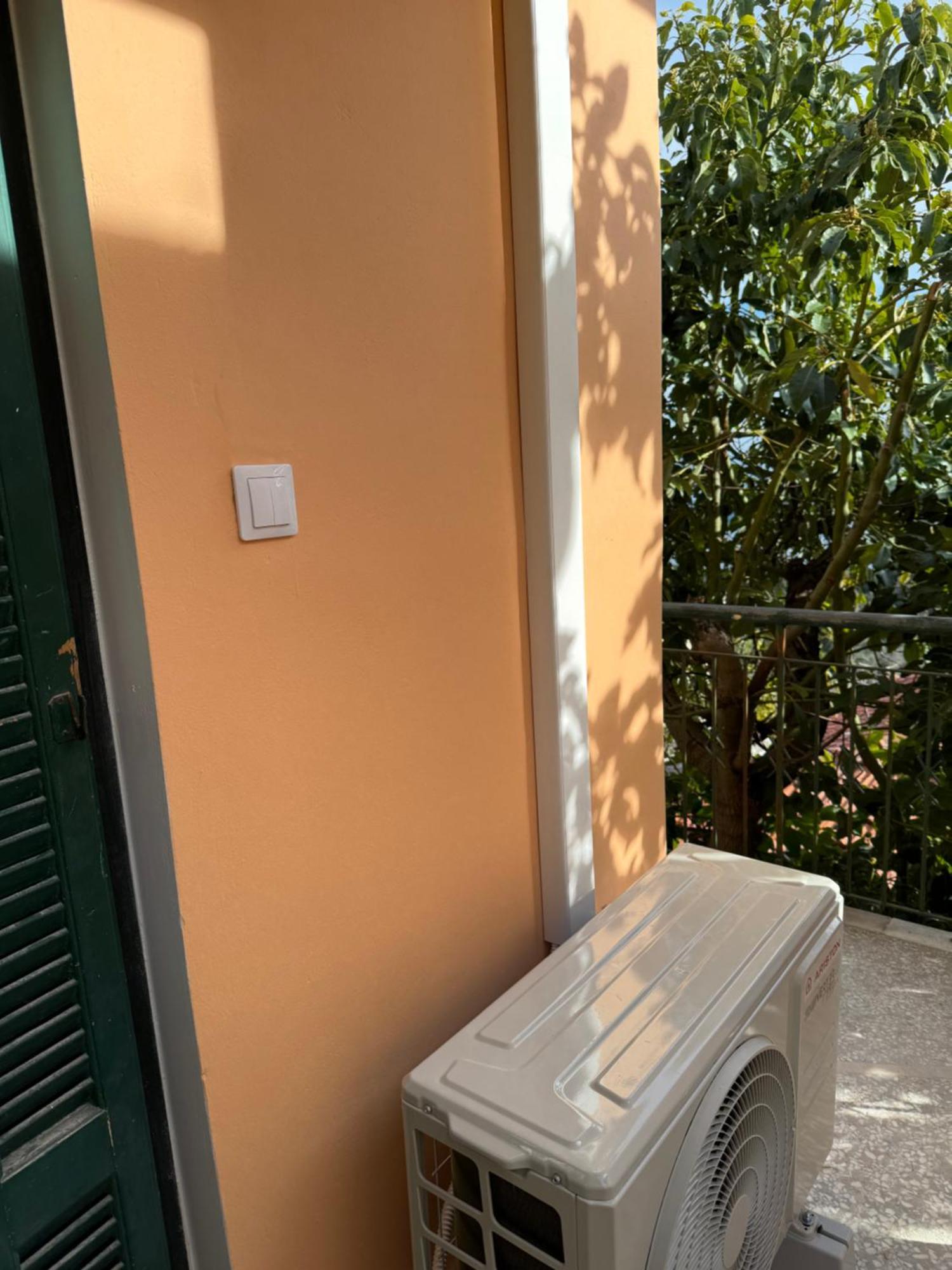 Carmen's 1st Floor With Floor Sea View And Roof Terrace- Apartment *